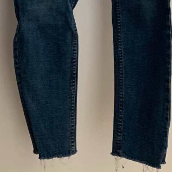 H&M Ripped, Raw Hem, Skinny Jeans - Picture 3 of 3